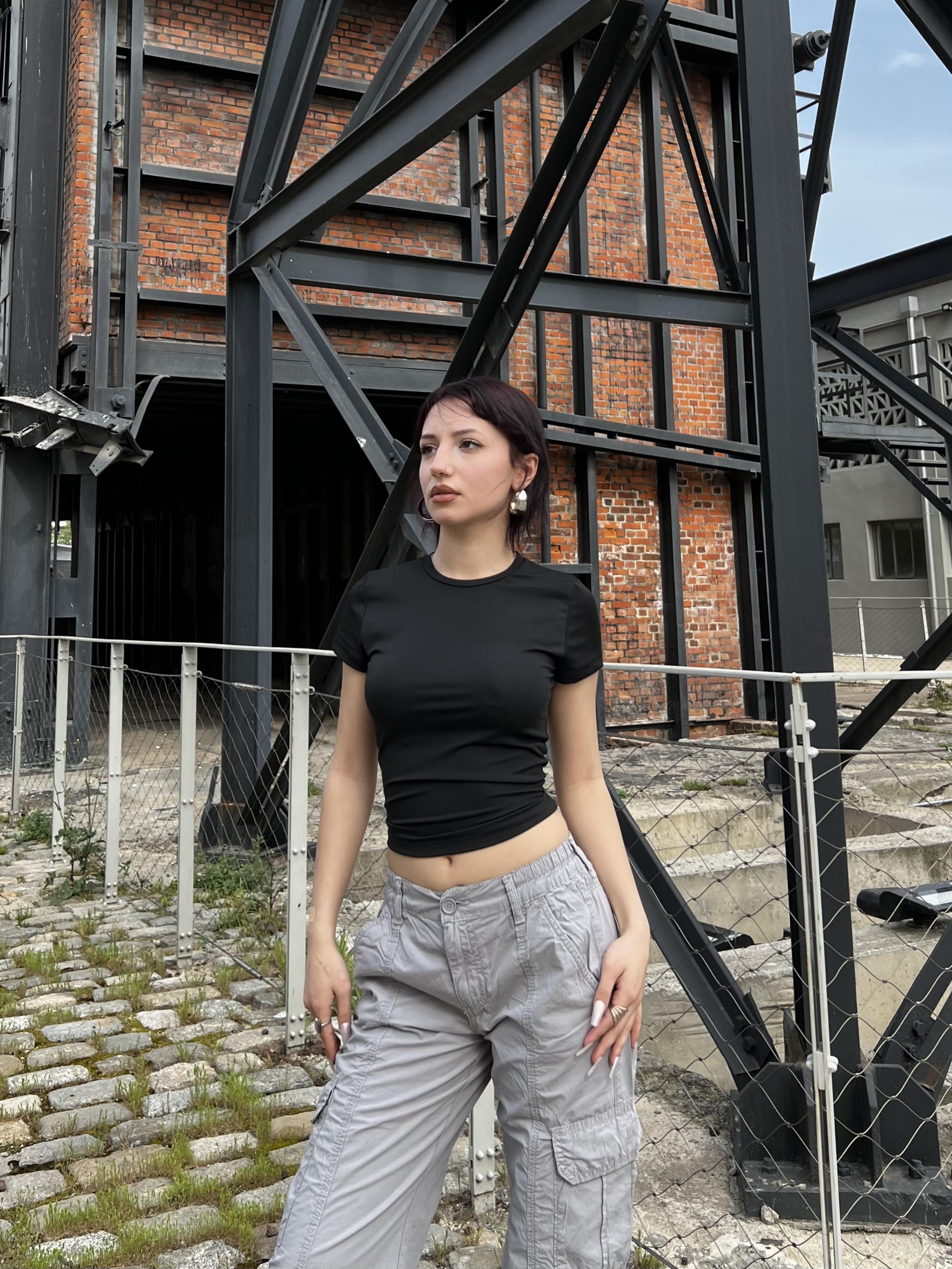 Kurtarıcı Düz Black Sandy Crop Top