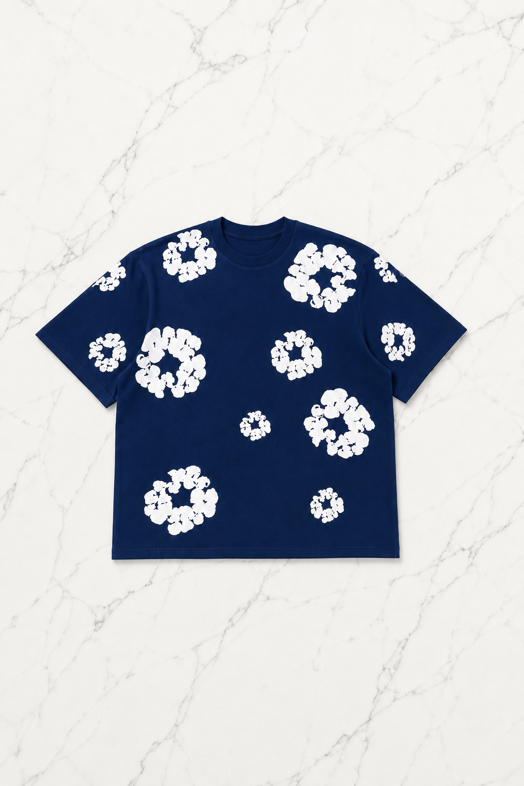 Mavi Çiçek Detaylı Oversize T-shirt & Şort Takım
