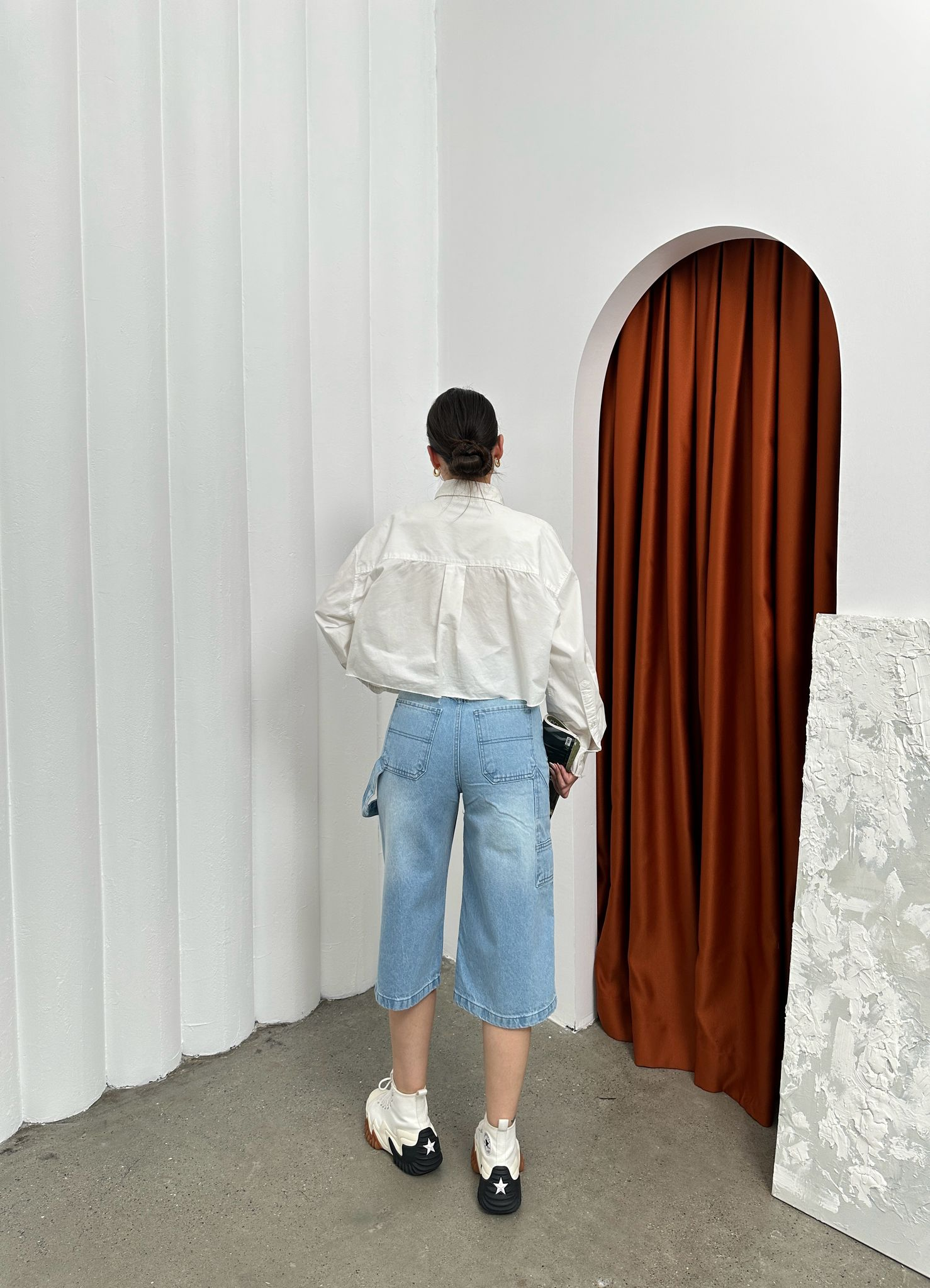 Mavi Palaska Detaylı Bermuda Şort