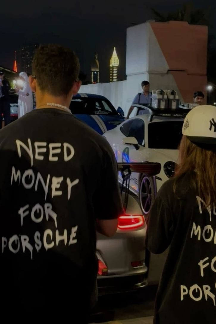 Need Money For Porsche Detail Oversize Unisex T-shirt