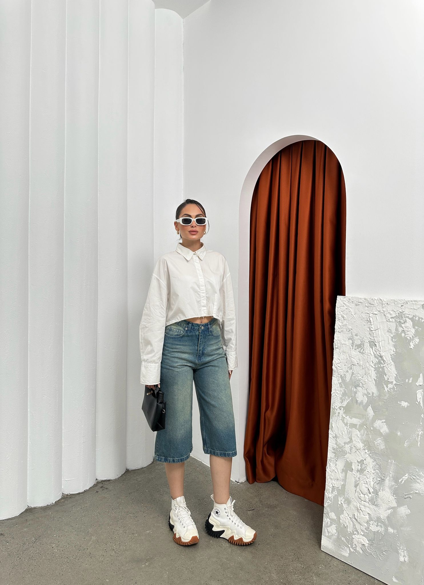 Palaska Detaylı Bermuda Şort