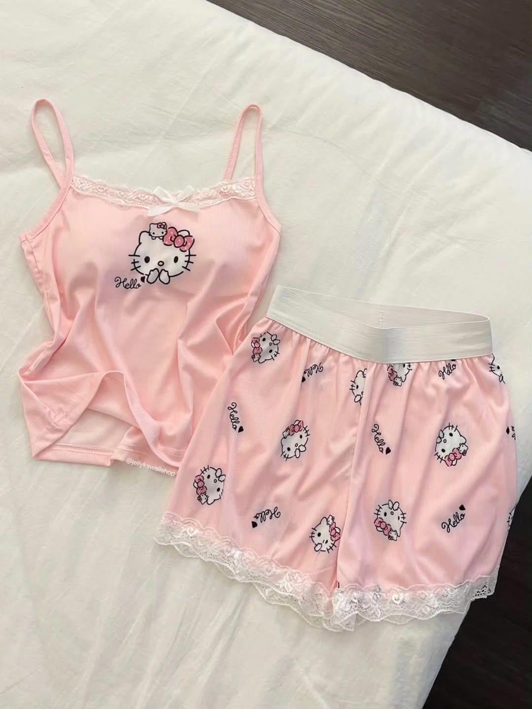Pembe Hello Kitty Dantel Detaylı Alt Üst Takım