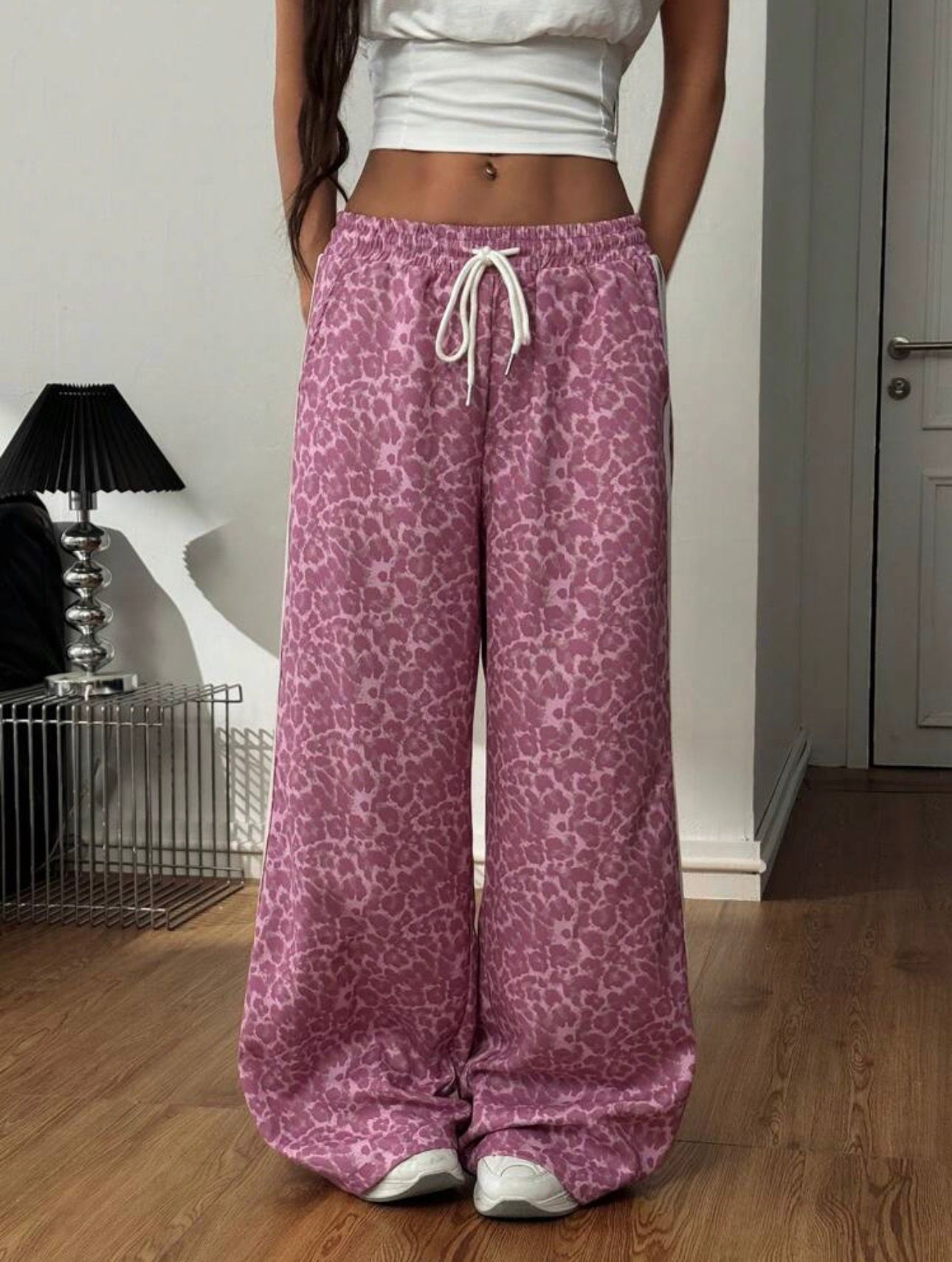 Pembe Leopar Şeritli Baggy Unisex Eşofman Altı