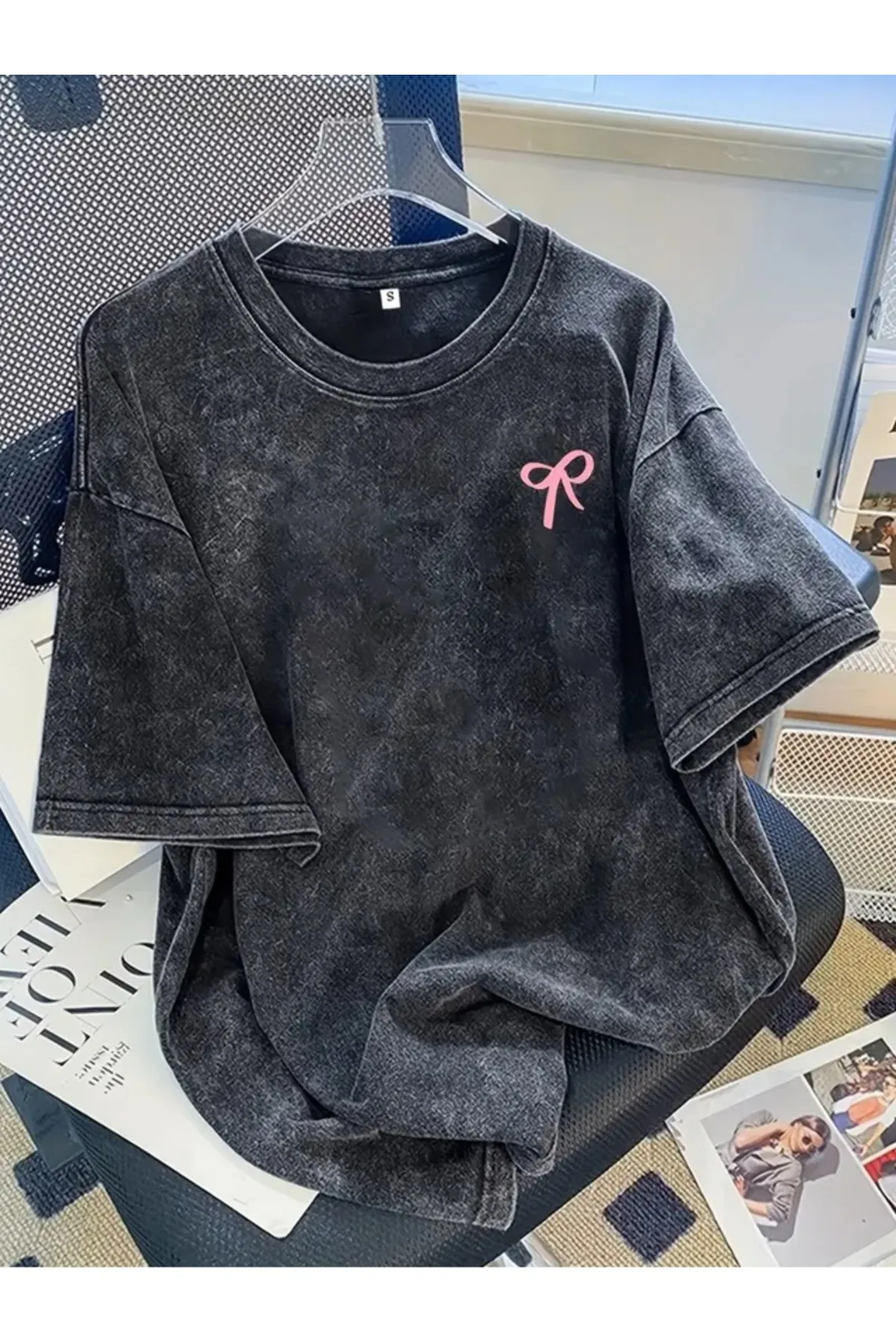 Ribbon Baskılı Yıkamalı Oversize Vintage Tshirt