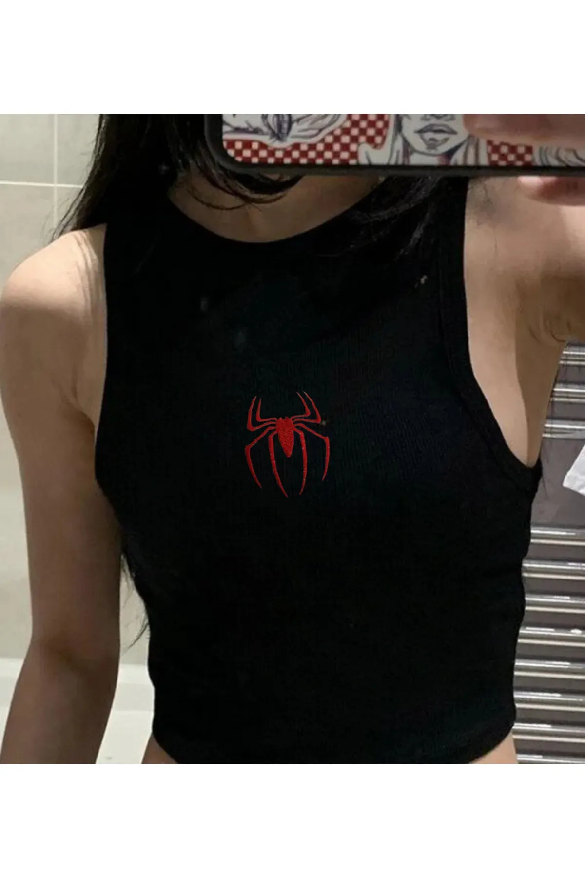Spider Nakışlı Siyah Halter Yaka Kaşkorse Crop Top