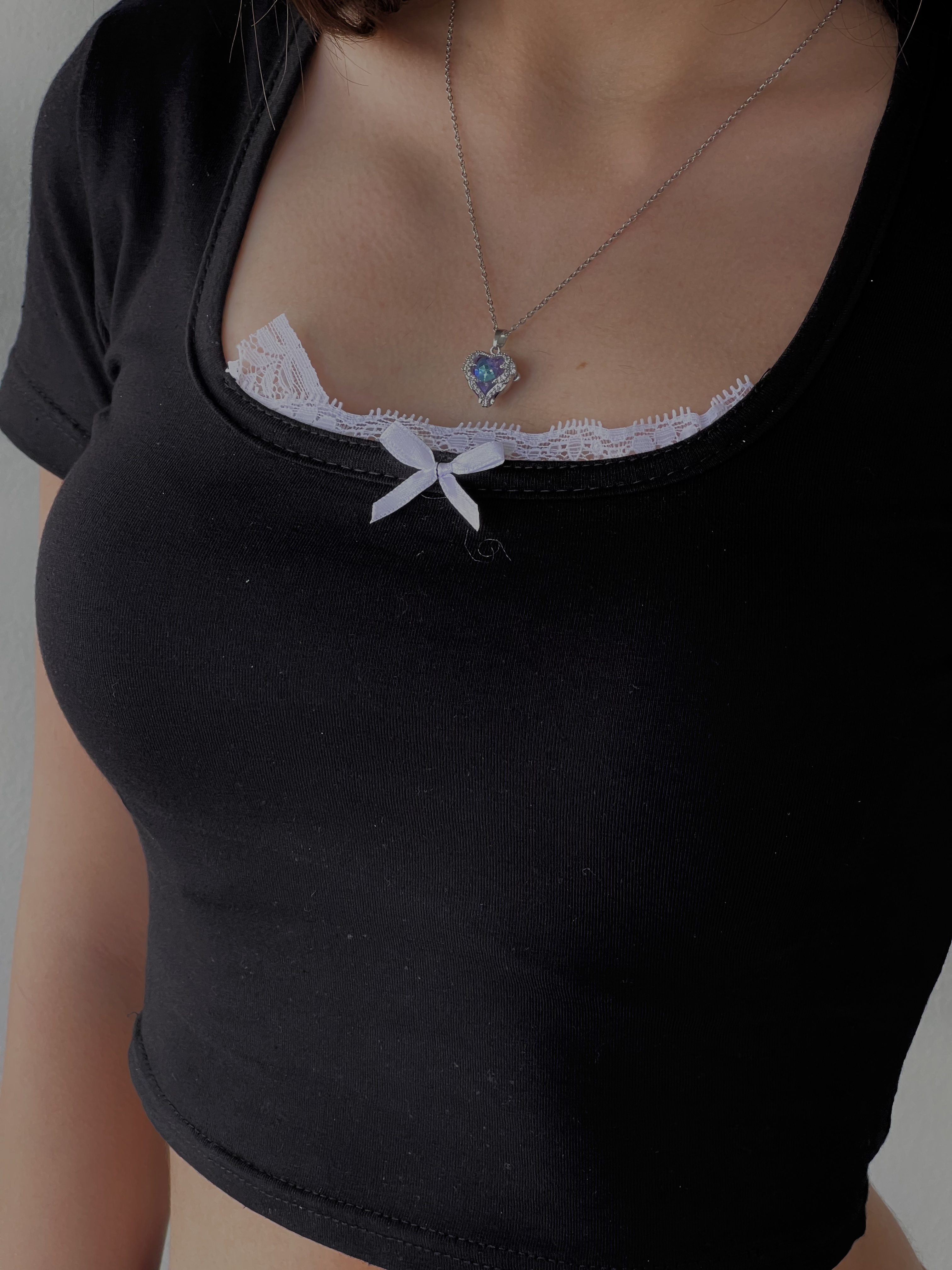 Y2k Siyah Kurdele Detaylı Crop Bluz