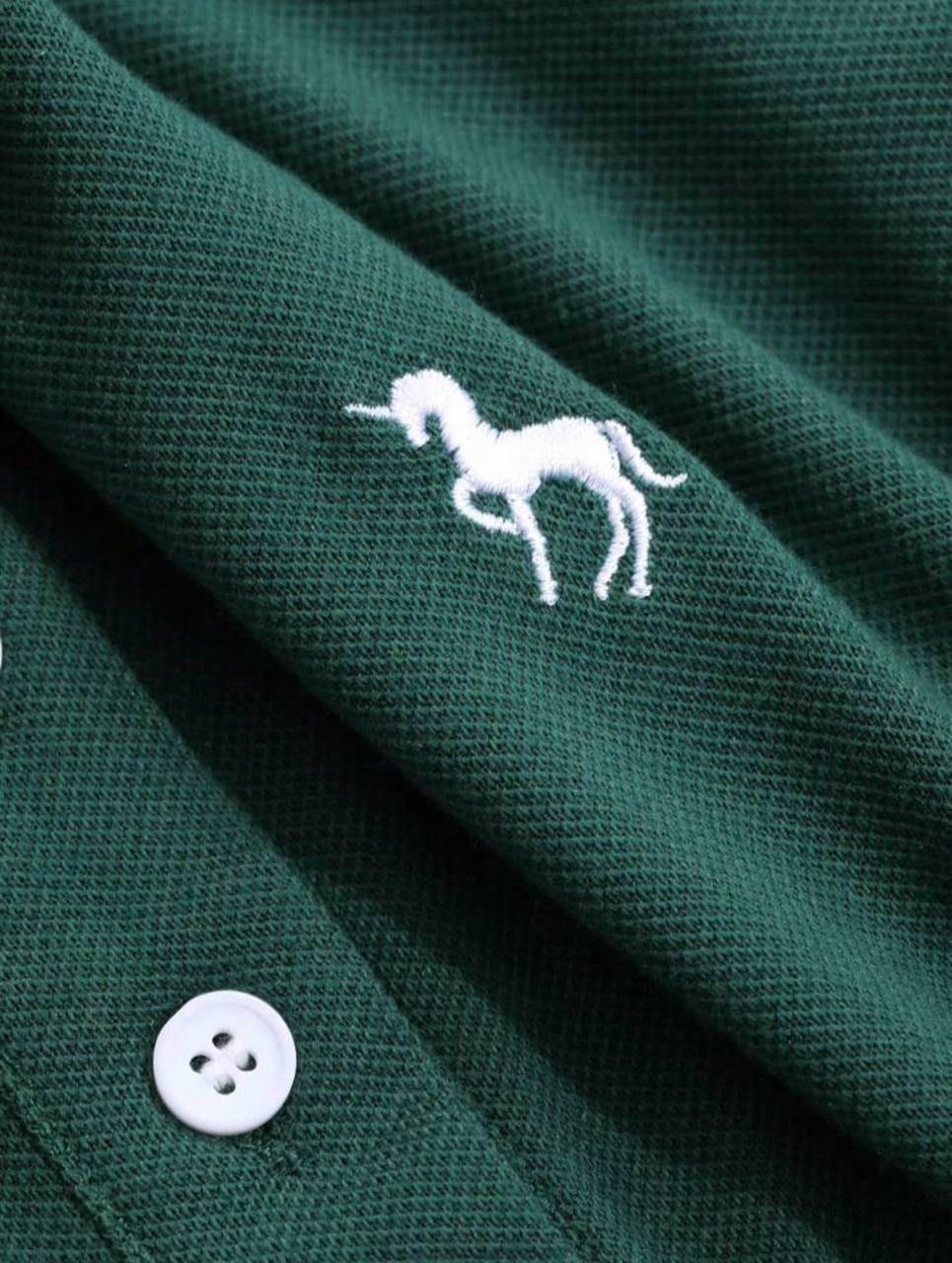 Yeşil Tek Boynuzlu At Baskılı Polo Yaka Düğmeli Uzun Kol Tshirt