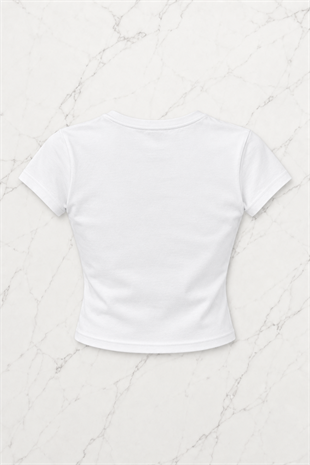 Beyaz Lace Bow Graphic Crop