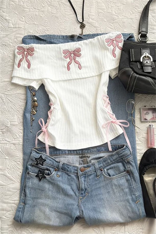 Beyaz Pembe Fiyonklu Harajuku Y2K Kısa Kollu Crop
