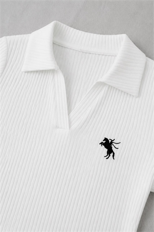 Beyaz Steed Polo Yaka Parmak Geçirme Detaylı Bluz