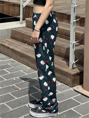 Çiçek Hello Kitty Detaylı Bol Eşofman Altı