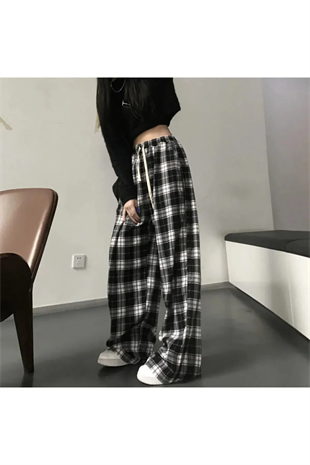 Harajuku Siyah Beyaz Detay Bol Oversize Eşofman Altı