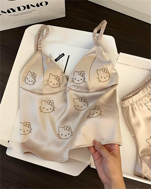 Hello Kitty Taş Detail Şık Alt Üst Takım