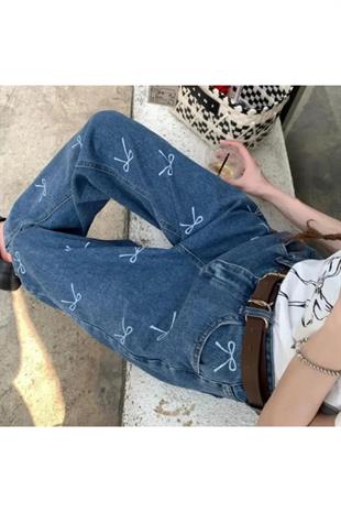Kurdele Detaylı Mavi Unisex Jean