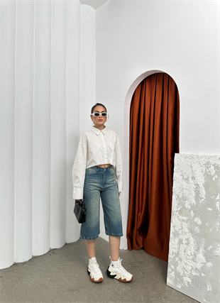 Palaska Detaylı Bermuda Şort