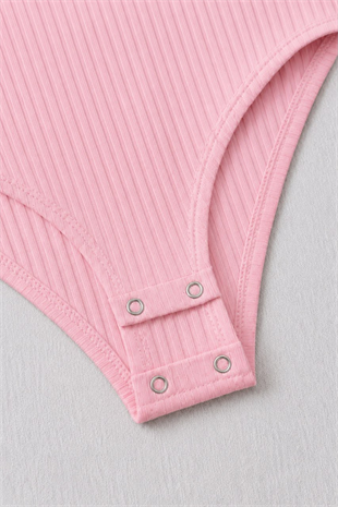 Pembe Steed Polo Yaka Parmak Geçirme Detaylı Bluz