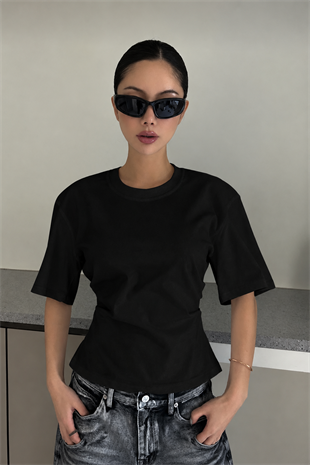 Siyah Chic Yırtmaç Detaylı Bluz