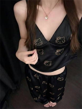Siyah Hello Kitty Taş Detaylı Saten Homewear Pijama Takımı