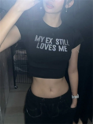 Siyah My Ex Stıll Loves Me Taş Baskılı Crop