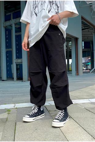 Siyah Renkli Bol Kesim Paraşüt Baggy Jean Yazlık Kumaş Unisex Pantolon