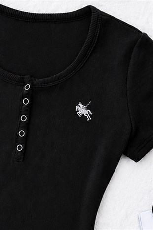 Siyah Soft Detaylı Nakışlı Çıtçıtlı Bluz