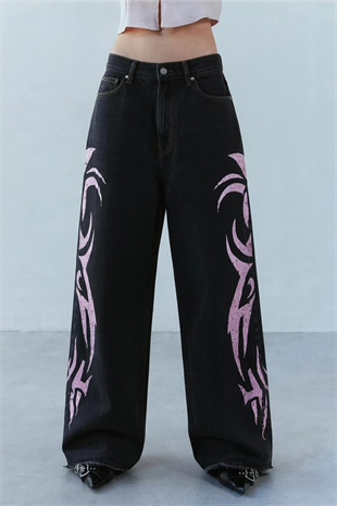 Tribal Desenli Pembe Yıkamalı Jean