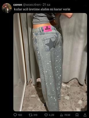 Viral Momyy Star Detail Baggy Jean