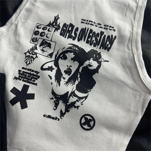 Y2k Girls On Aesthetic Crop Tank