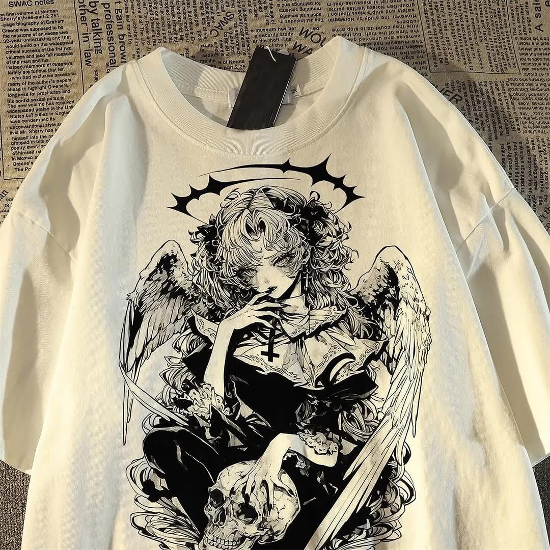 Beyaz Anime Winged Gothic Kısa Kol Oversize T-Shirt
