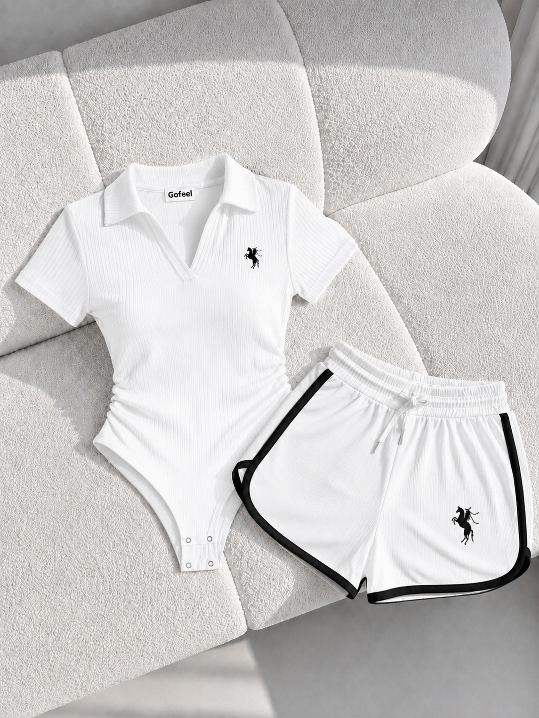 Beyaz Fit Polo Yaka Bodysuit Şort Takım