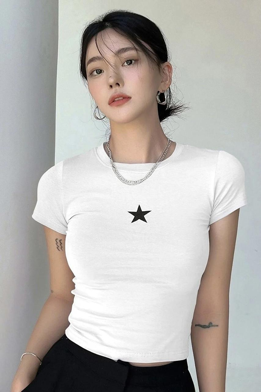 Beyaz Star Detail Crop Top