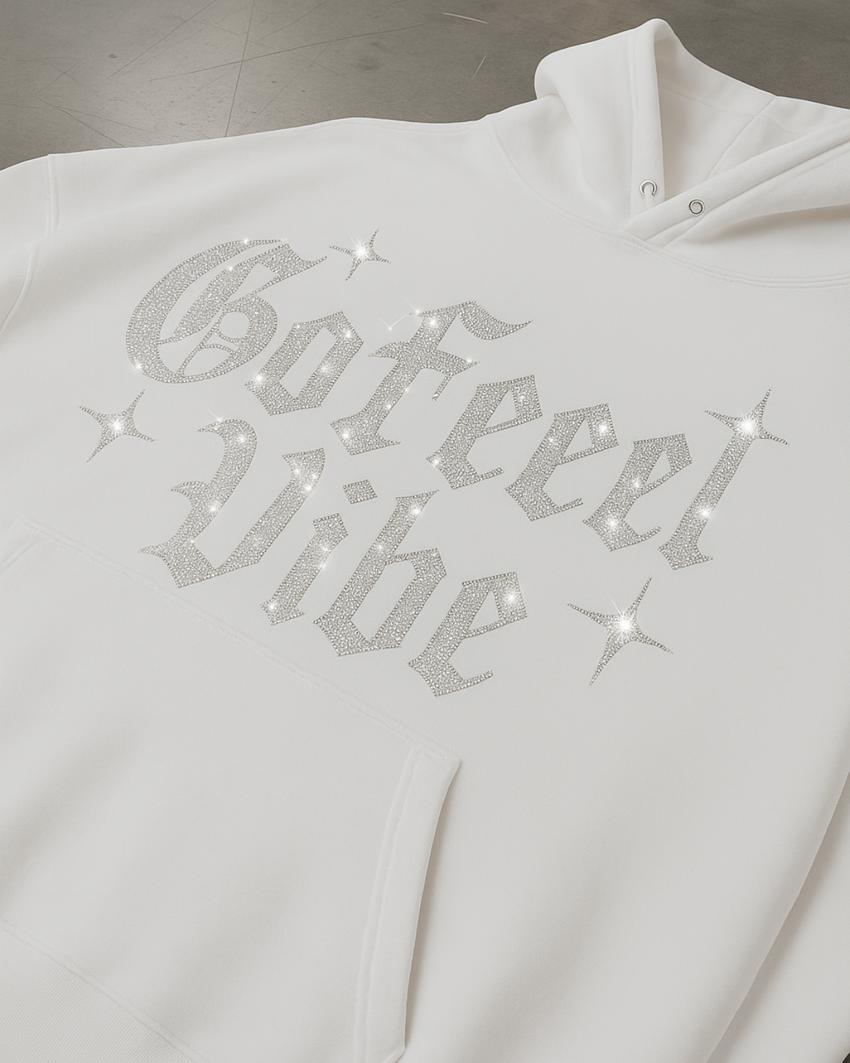 Beyaz Unisex Oversize Gofeel Vibe Parıltılı Taş Baskılı Sweatshirt