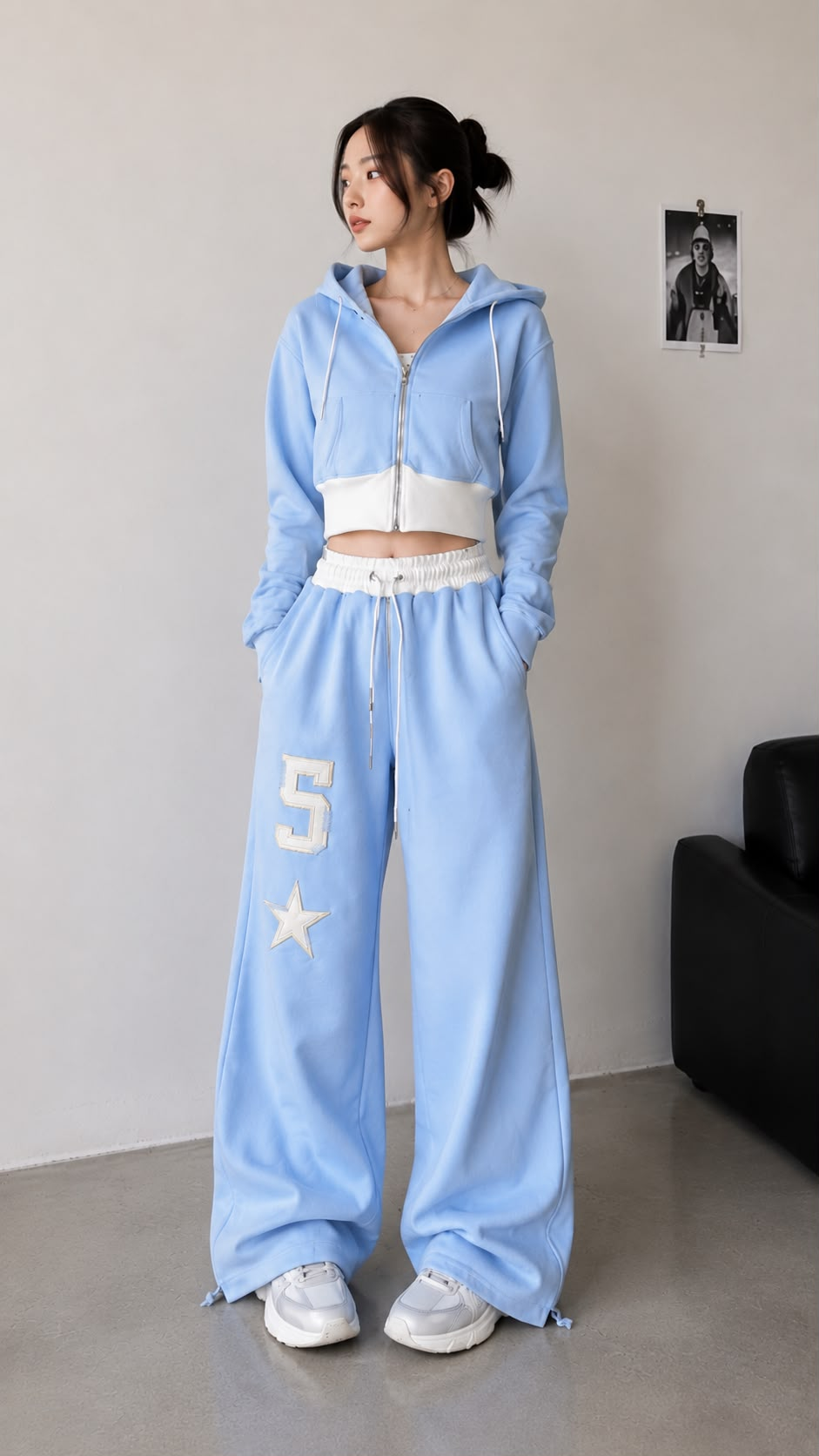 Buz Mavisi Crop Fermuarlı Hoodie & Bol Paça Baskılı Eşofman Takımı