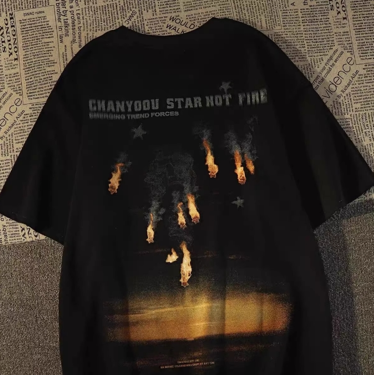 Chanyoou Star Detaylı Oversize Unisex Siyah T-shirt