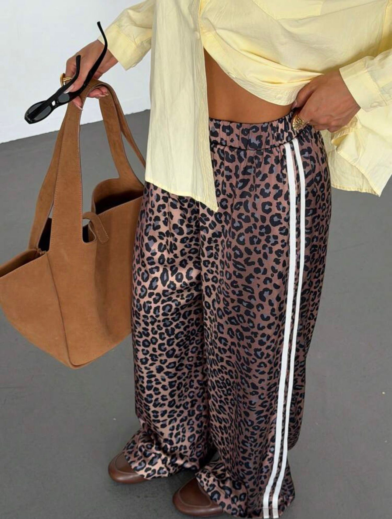 Kahverengi Leopar Şeritli Baggy Unisex Eşofman Altı
