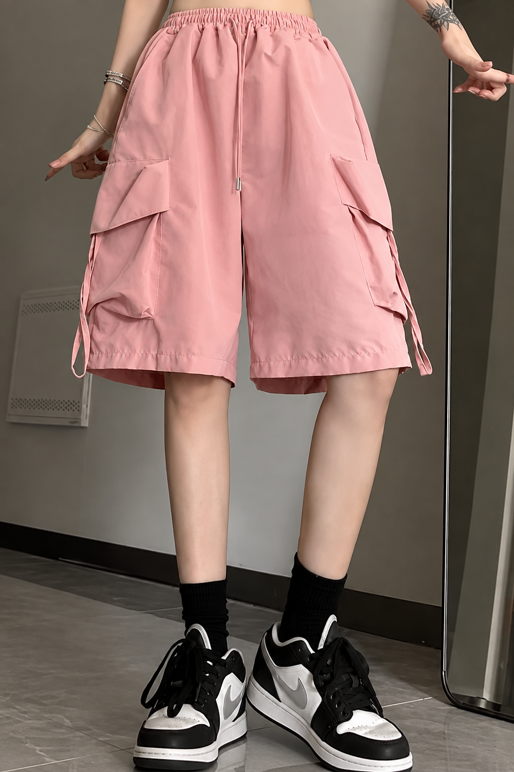 Pembe Cepli Gabardin Kargo Şort