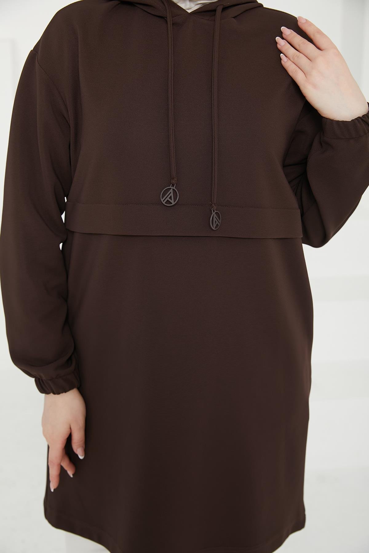 ARMİNE TREND Kapüşonlu Kolları Lastikli Tunik-Kahverengi 24KT454 ARMİNE TREND Kapüşonlu Kolları Lastikli Tunik-Kahverengi 24KT454