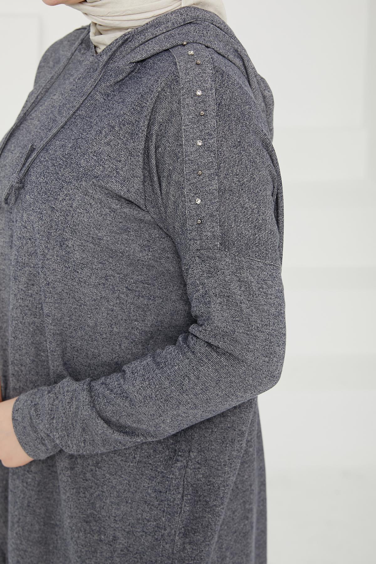 ARMİNE TREND Kapüşonlu Omuzları Taş Detaylı Pantolonlu İkili Takım-Lacivert 24KT605 ARMİNE TREND Kapüşonlu Omuzları Taş Detaylı Pantolonlu İkili Takım-Lacivert 24KT605