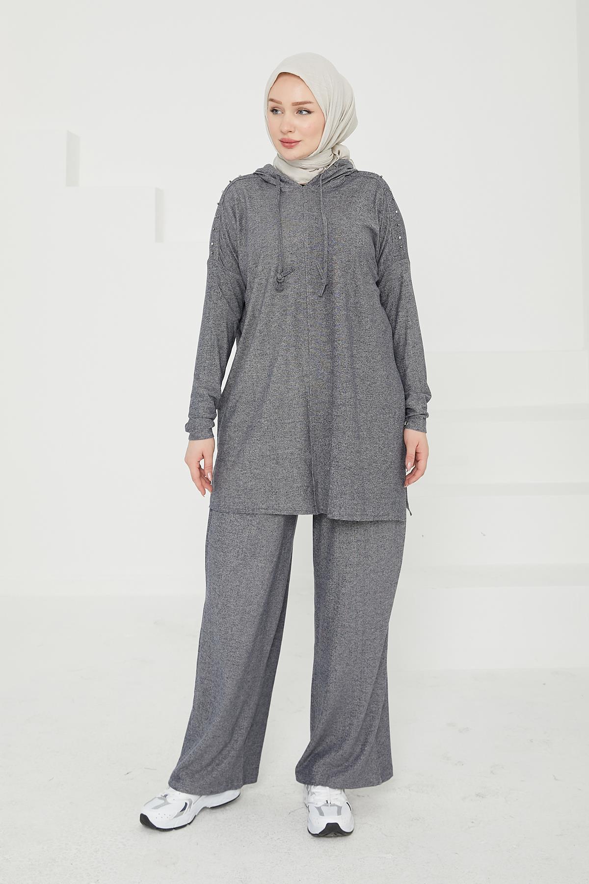 ARMİNE TREND Kapüşonlu Omuzları Taş Detaylı Pantolonlu İkili Takım-Lacivert 24KT605 ARMİNE TREND Kapüşonlu Omuzları Taş Detaylı Pantolonlu İkili Takım-Lacivert 24KT605