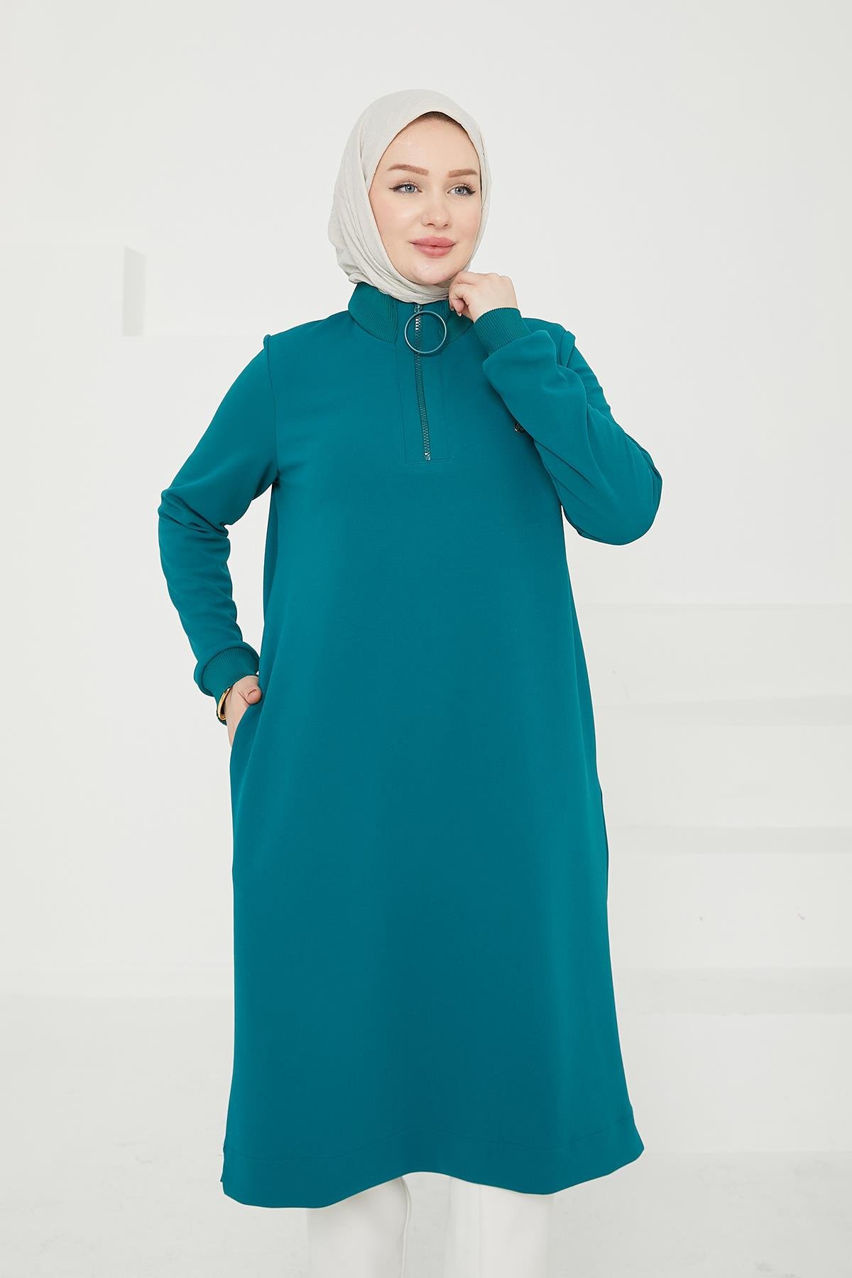 ARMİNE TREND Kolları Ribanalı Yarım Fermuarlı Tunik-Petrol 24KT436 ARMİNE TREND Kolları Ribanalı Yarım Fermuarlı Tunik-Petrol 24KT436