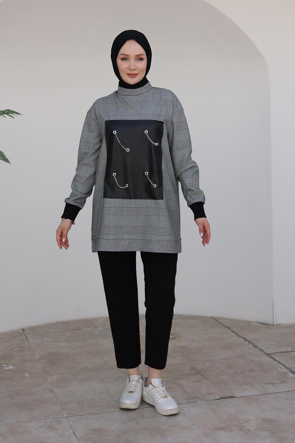ARMİNE TREND Kolları Ribanalı Zincir Detaylı Tunik-Siyah 24KT467 ARMİNE TREND Kolları Ribanalı Zincir Detaylı Tunik-Siyah 24KT467