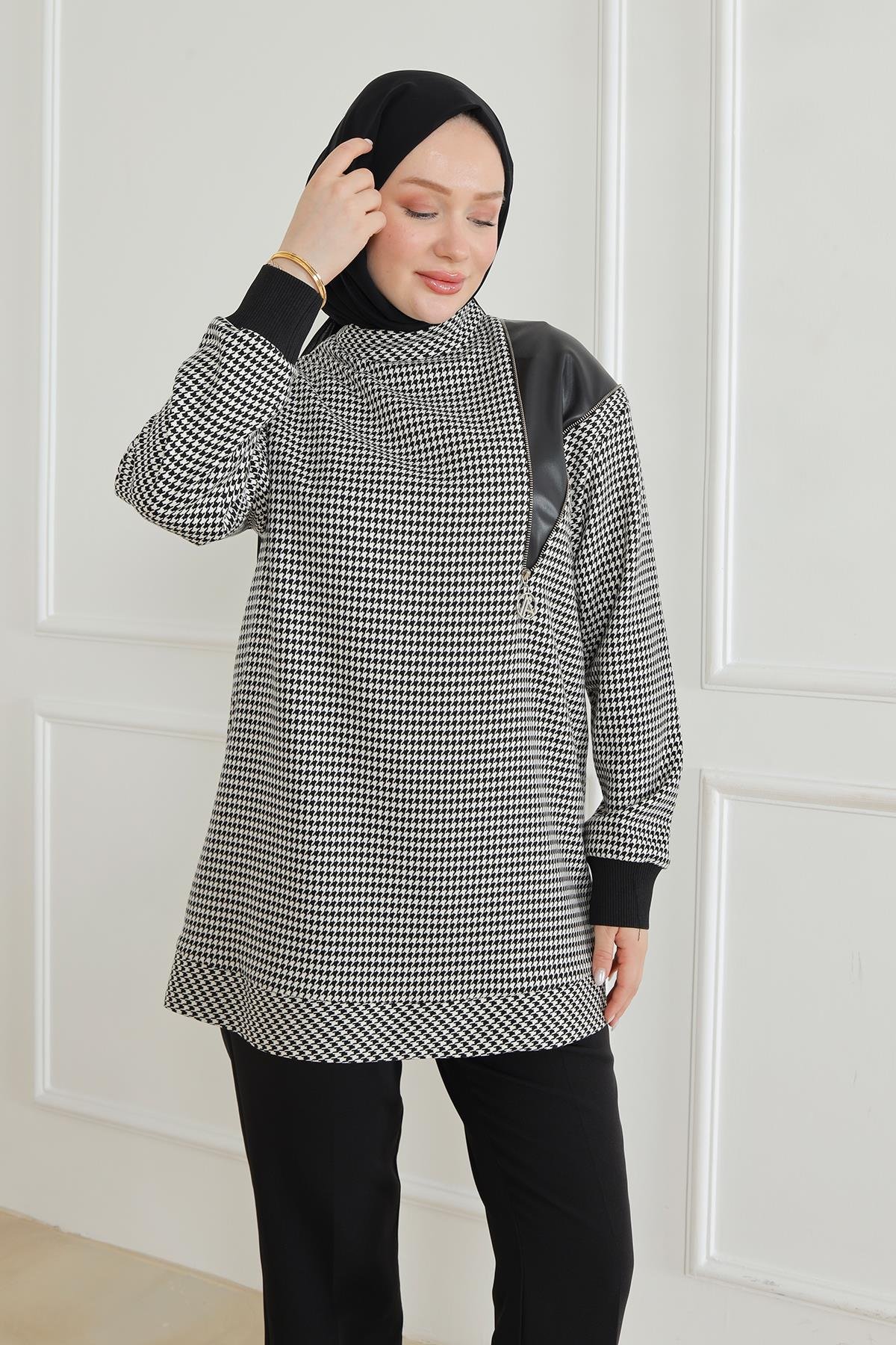 ARMİNE TREND Kolları ve Etek Ucu Ribanalı Bisiklet Yaka Tunik-Siyah 24KT466 ARMİNE TREND Kolları ve Etek Ucu Ribanalı Bisiklet Yaka Tunik-Siyah 24KT466