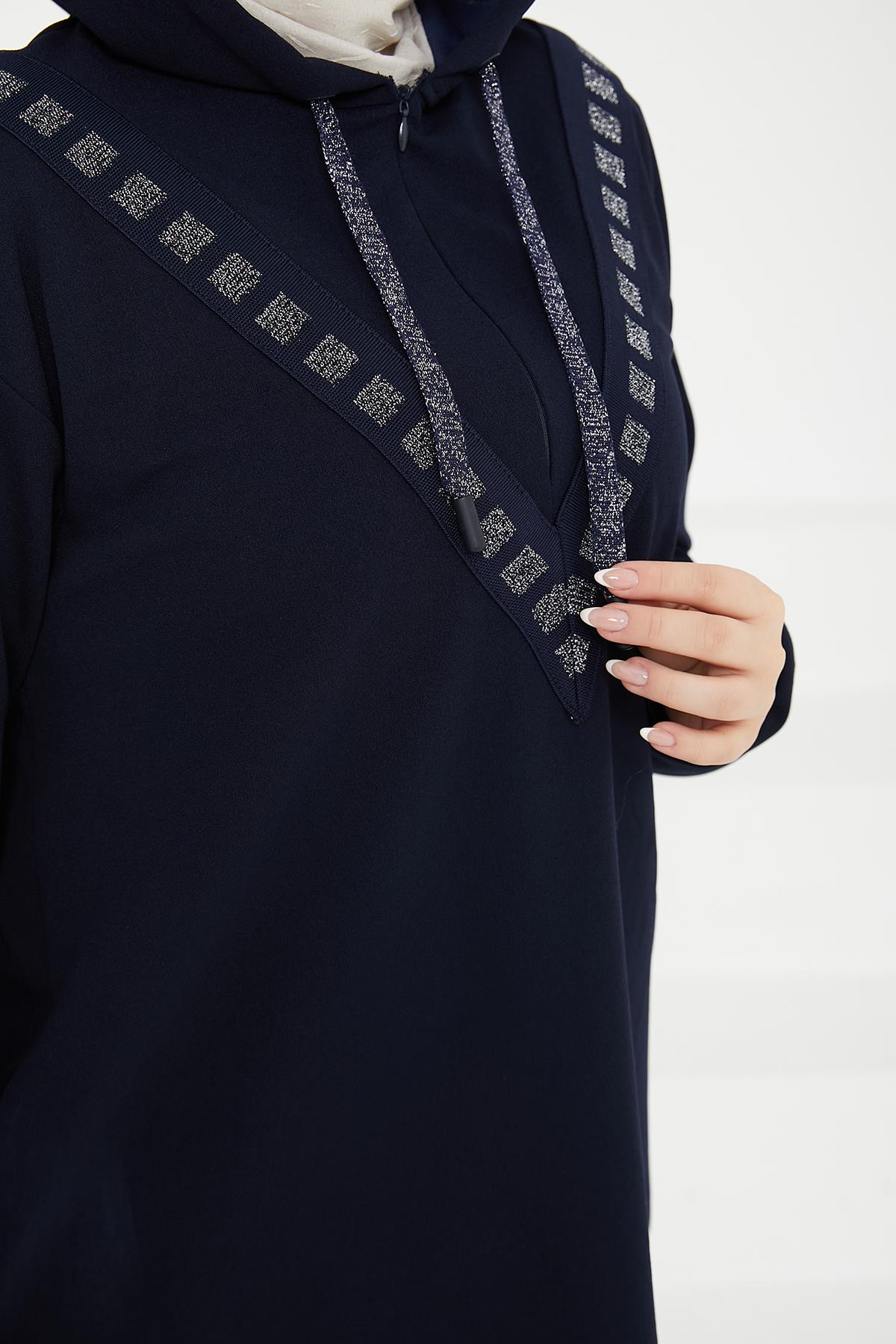 ARMİNE TREND Önden İşleme Detaylı Kapüşonlu Tunik-Lacivert 24KT433 ARMİNE TREND Önden İşleme Detaylı Kapüşonlu Tunik-Lacivert 24KT433
