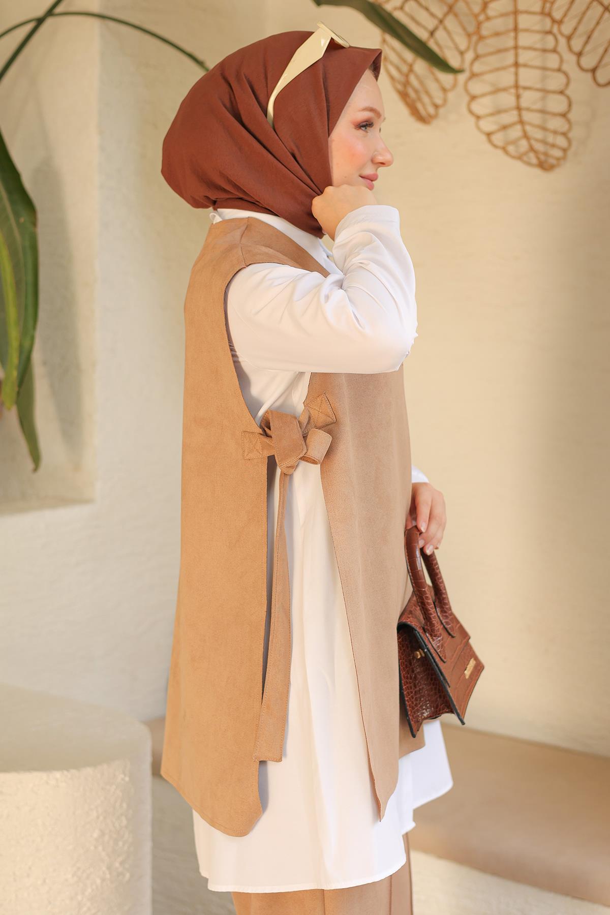 ARMİNE TREND Pantolonlu Gömlek ve Yelekli Üçlü Takım Vizon 24KT601 ARMİNE TREND Pantolonlu Gömlek ve Yelekli Üçlü Takım Vizon 24KT601