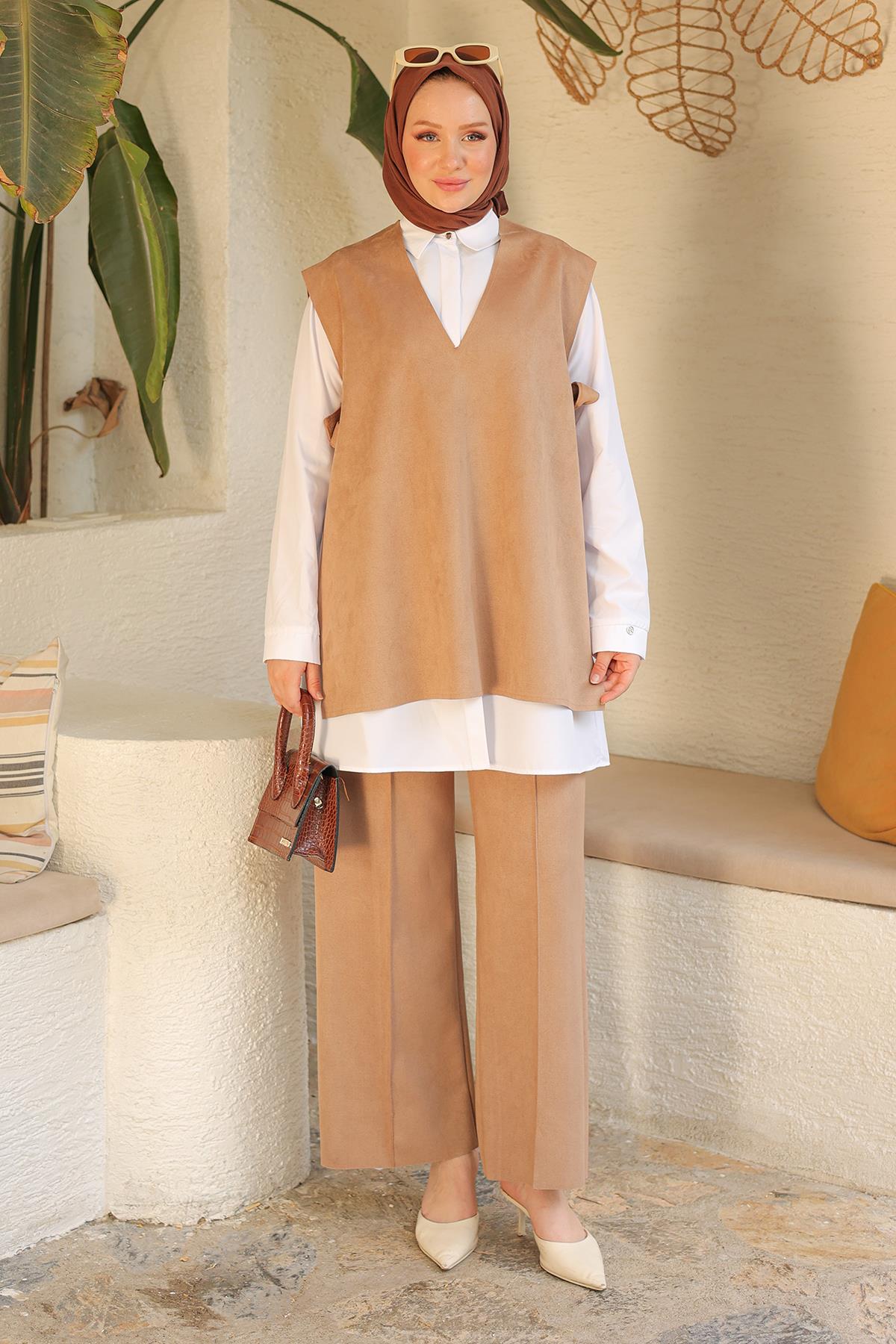 ARMİNE TREND Pantolonlu Gömlek ve Yelekli Üçlü Takım Vizon 24KT601 ARMİNE TREND Pantolonlu Gömlek ve Yelekli Üçlü Takım Vizon 24KT601