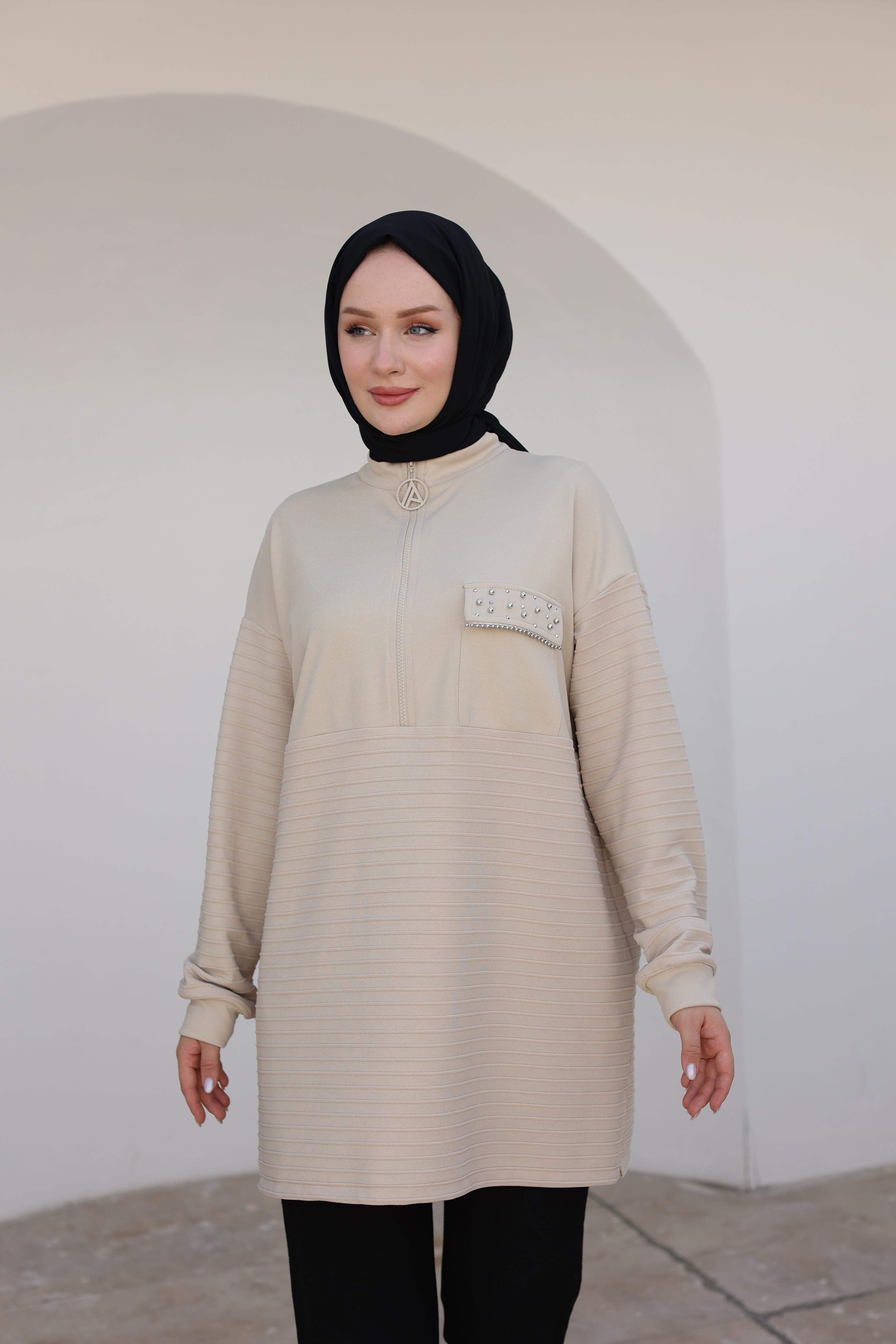 ARMİNE TREND Yarım Fermuarlı Cebi Taş Detaylı Tunik-Bej 24KT423 ARMİNE TREND Yarım Fermuarlı Cebi Taş Detaylı Tunik-Bej 24KT423