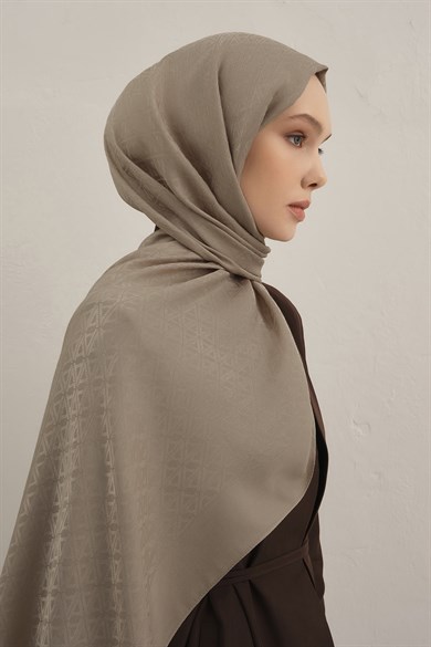 Armine Lyocell Naia Üçgen Monogram Şal 5 07