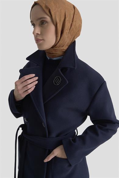 Belden Kuşaklı Aksesuar Detaylı Kaban Lacivert 25KT737