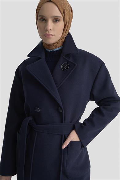 Belden Kuşaklı Aksesuar Detaylı Kaban Lacivert 25KT737