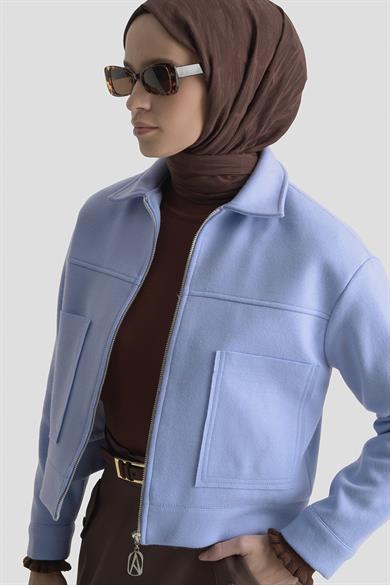 Boydan Fermuarlı Cep Detaylı Kısa Ceket Mavi 25KT517